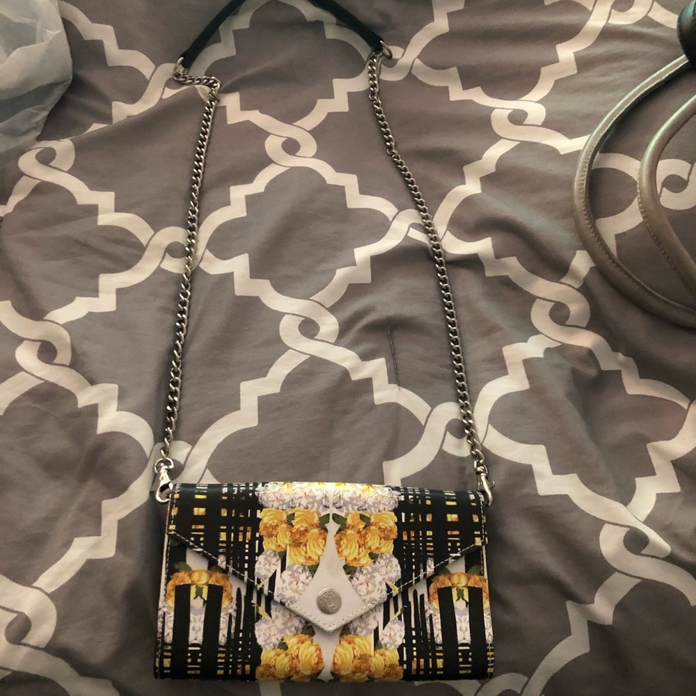 Crossbody bag